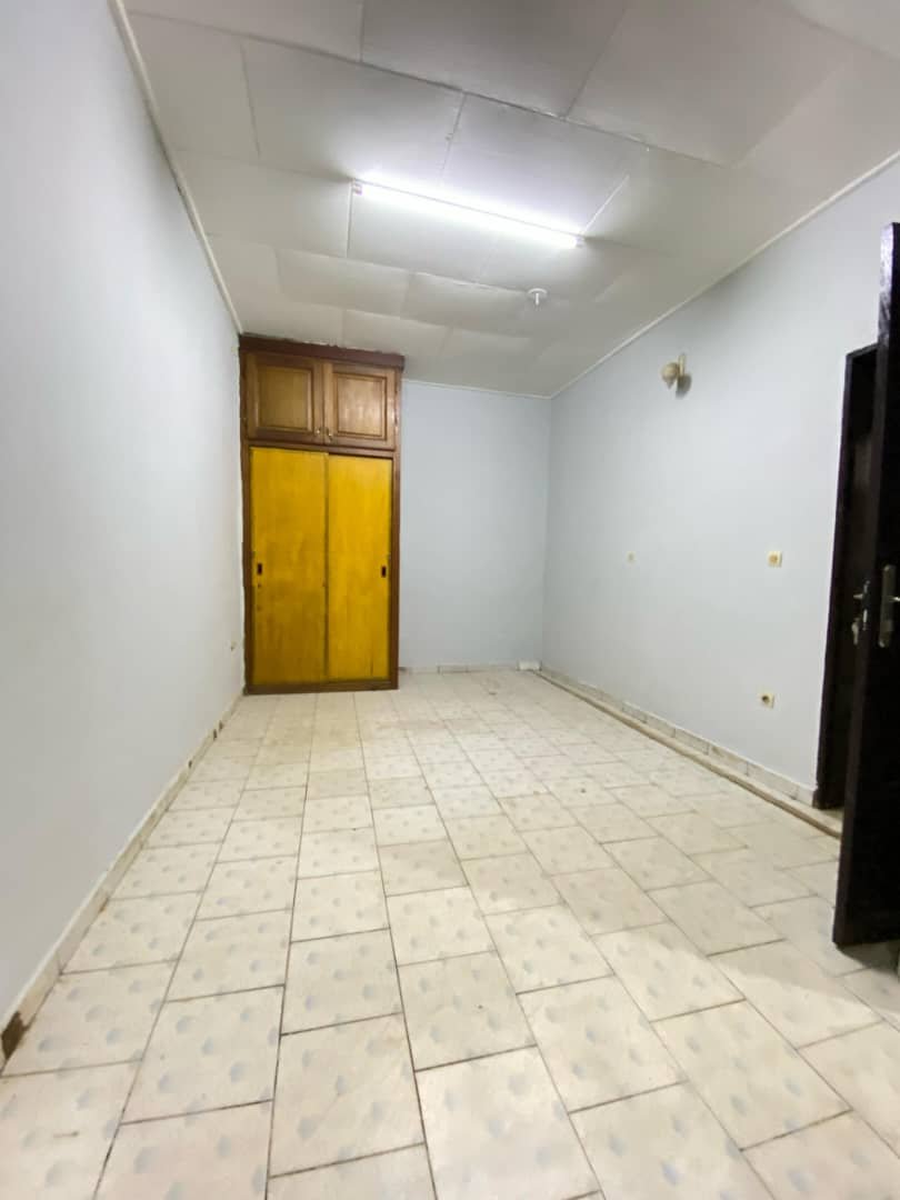 Appartement à louer, Nsam, Yaoundé  