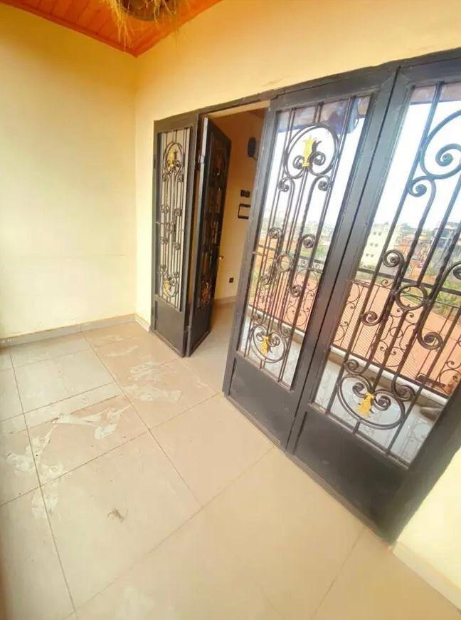 Studio moderne à louer, Olembe, Yaoundé 