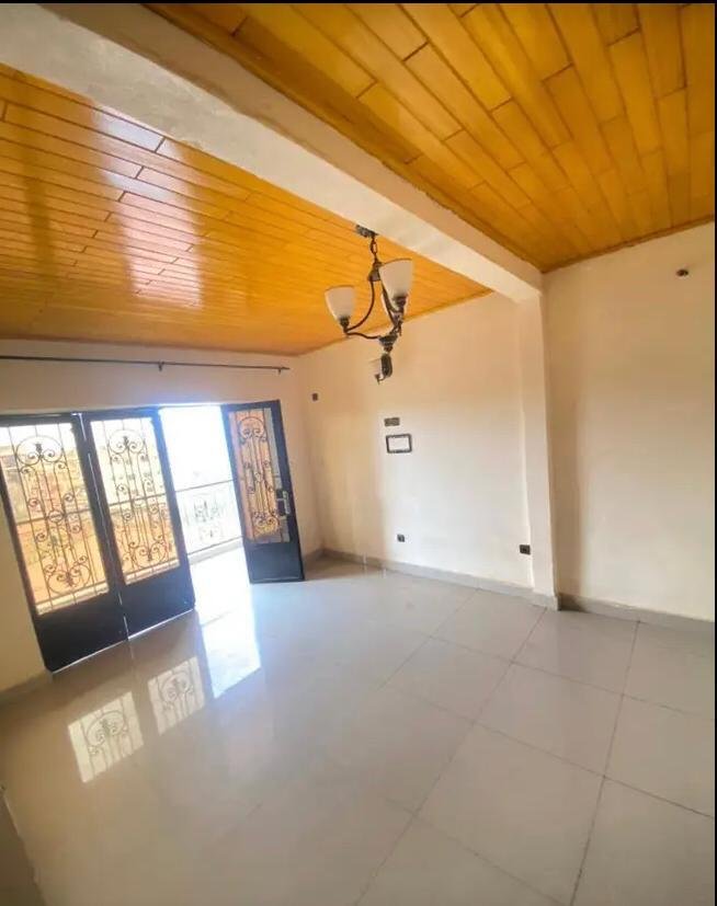 Studio moderne à louer, Olembe, Yaoundé 