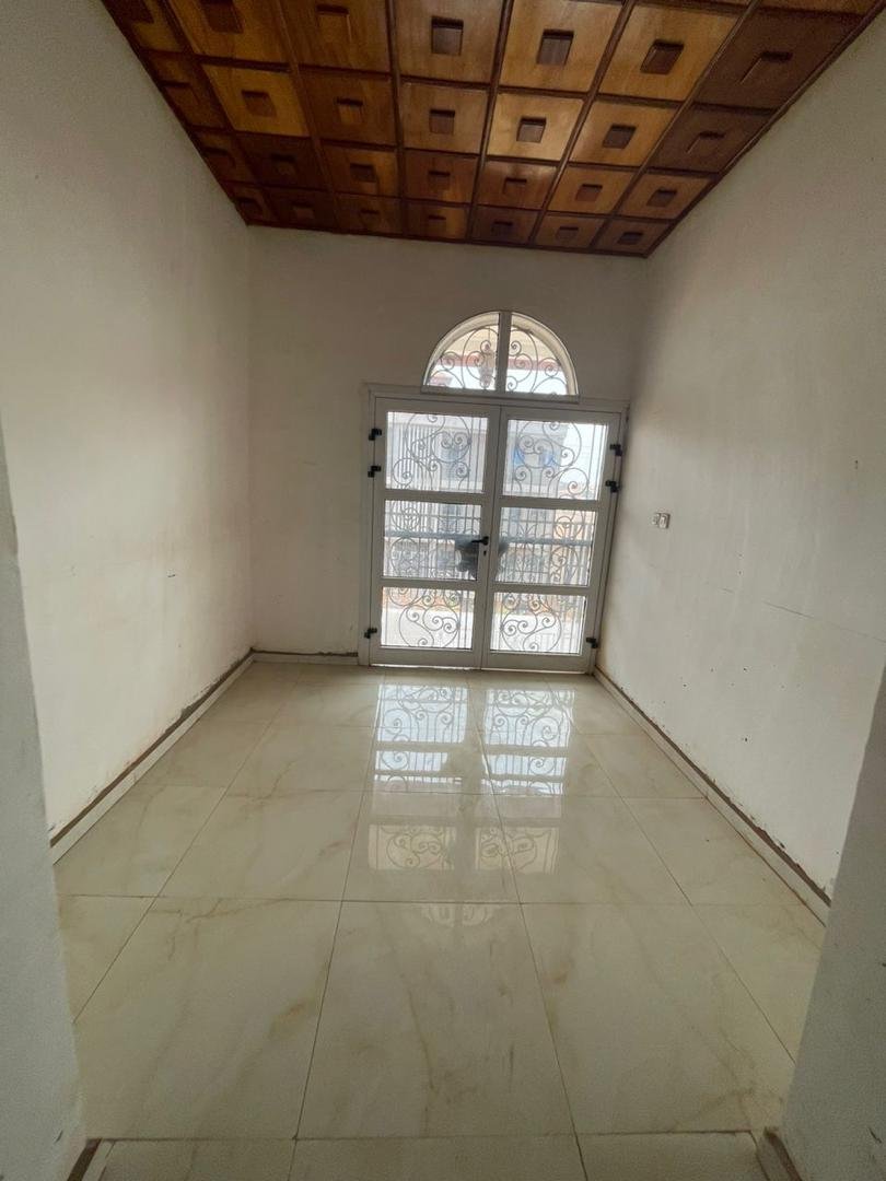 Duplex 500m2 neuf jamais habité à vendre à Odza Yaoundé (Centre technique Fecafoot)