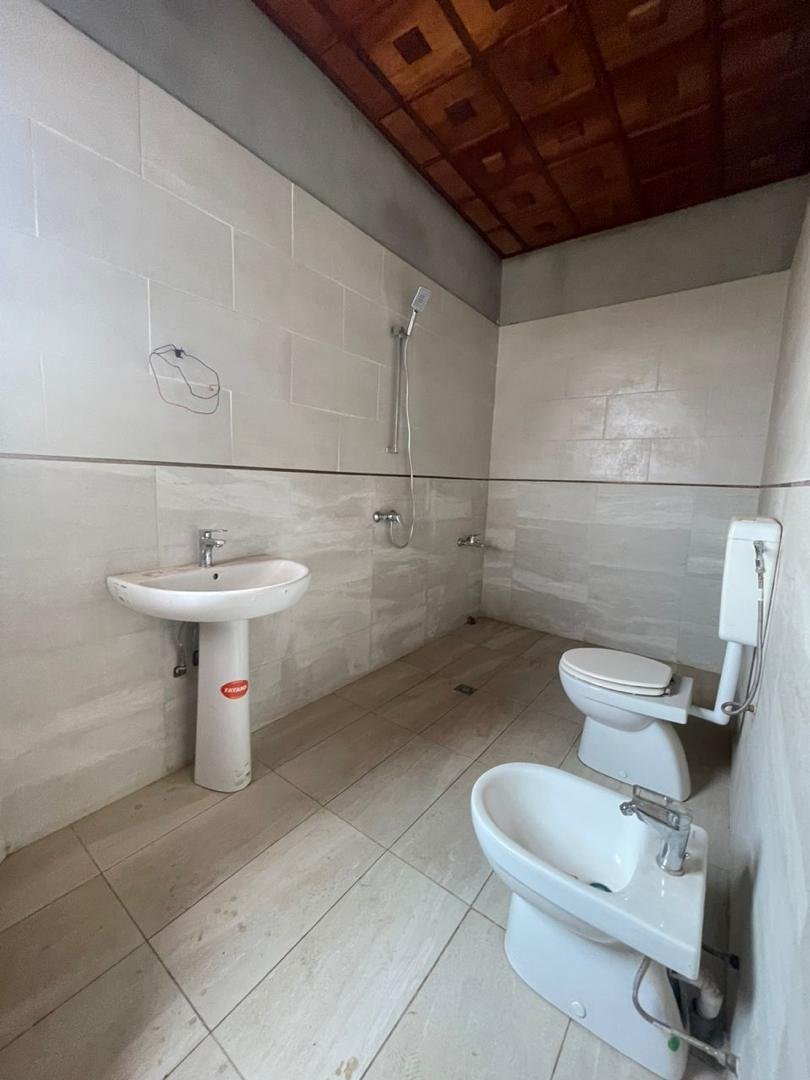 Duplex 500m2 neuf jamais habité à vendre à Odza Yaoundé (Centre technique Fecafoot)