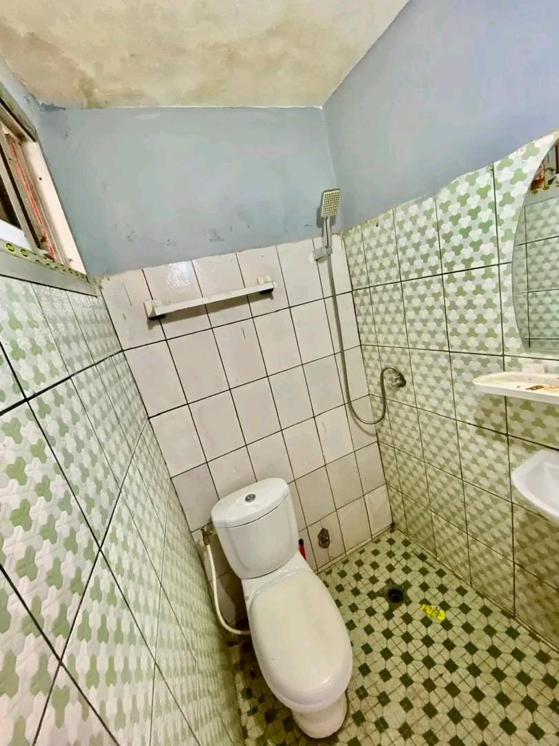 Chambre moderne à louer, Biyem Assi Jouvence, Yaoundé 