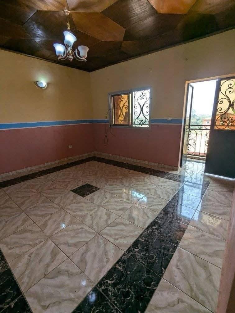 Appartement à louer, Fougerole, Yaoundé  