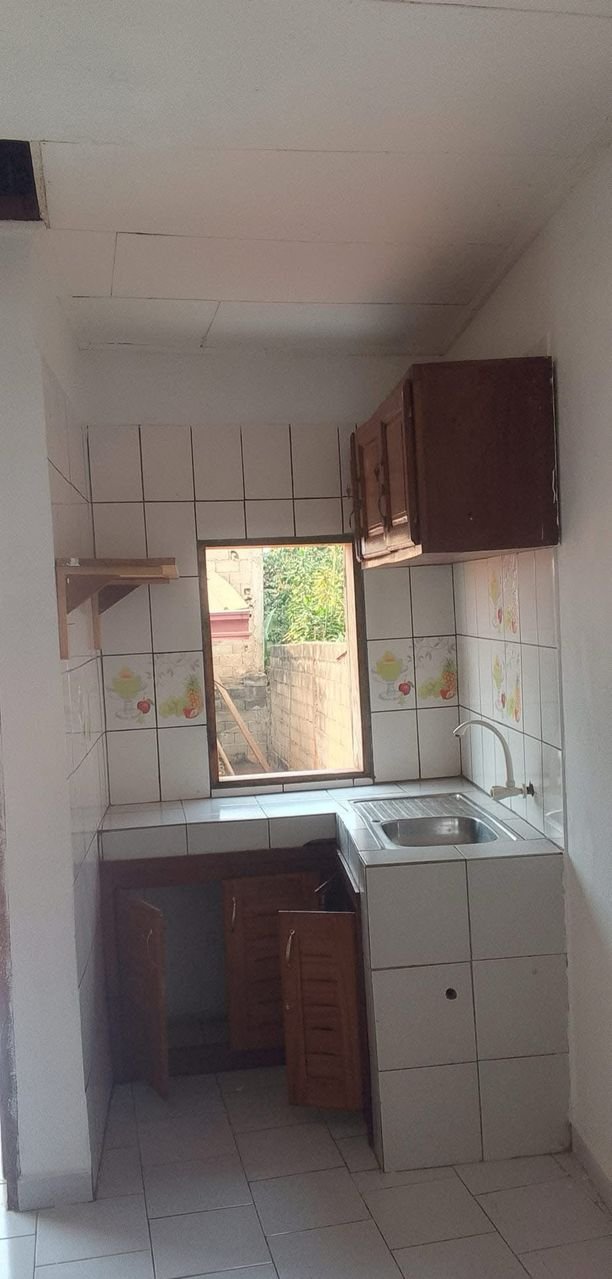 Studio à louer, Eleveur, Yaoundé 