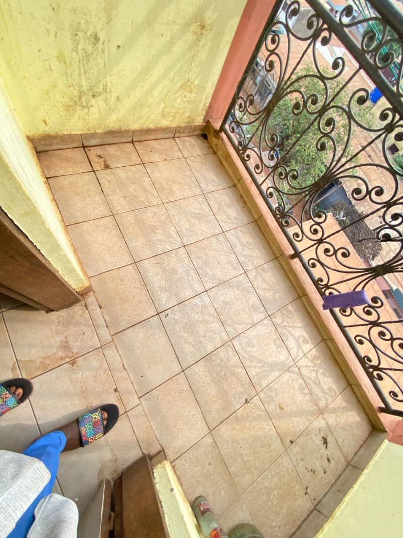 Appartement à louer, Biyem assi, Yaoundé 