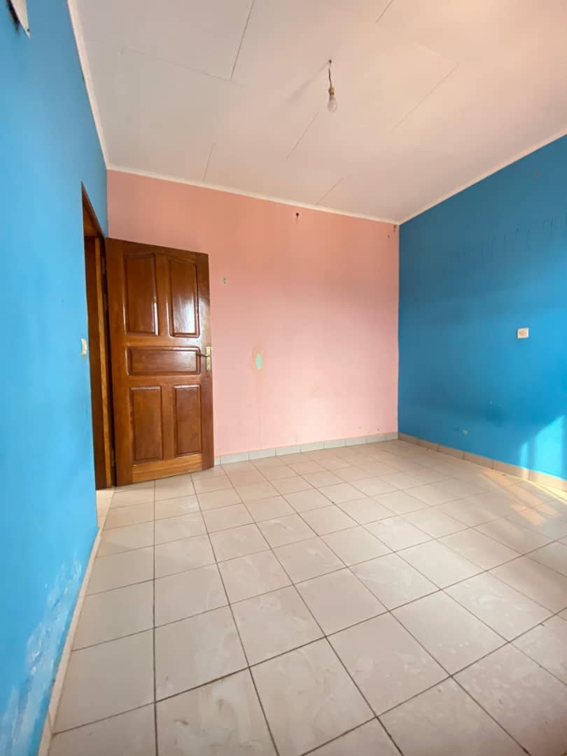 Appartement à louer, Biyem assi, Yaoundé 