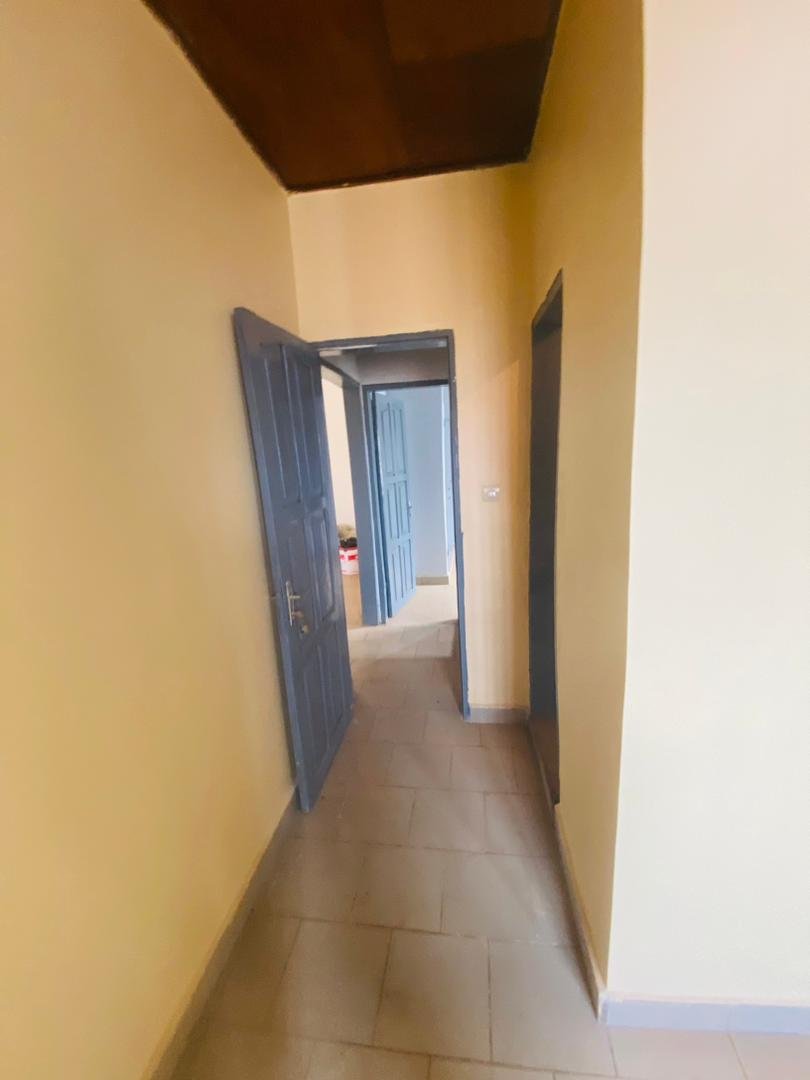 Appartement à  louer, Jouvence, Yaoundé 