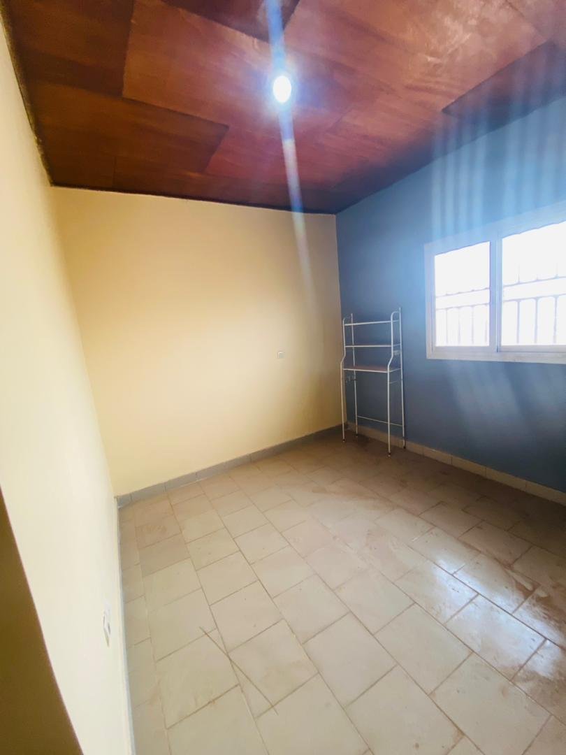 Appartement à  louer, Jouvence, Yaoundé 