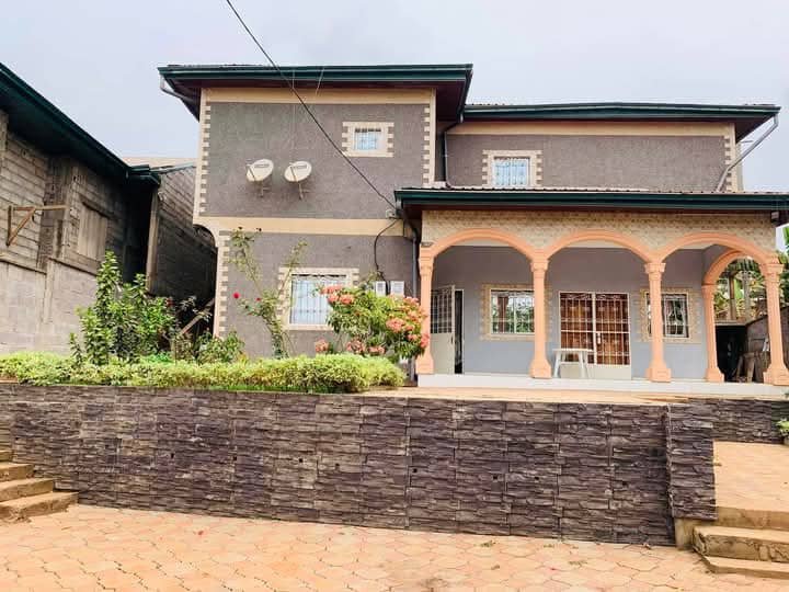 Appartement à louer, Fougerole, Yaoundé 