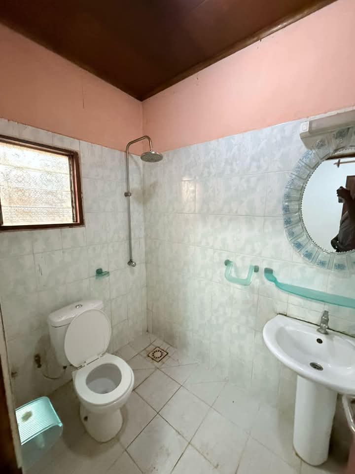 Villa à louer, Fougerole, Yaoundé 