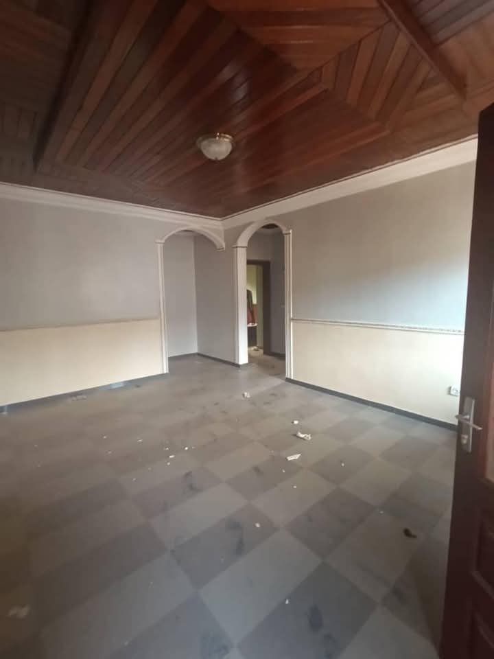 Appartement à louer, Ekie, Yaoundé 