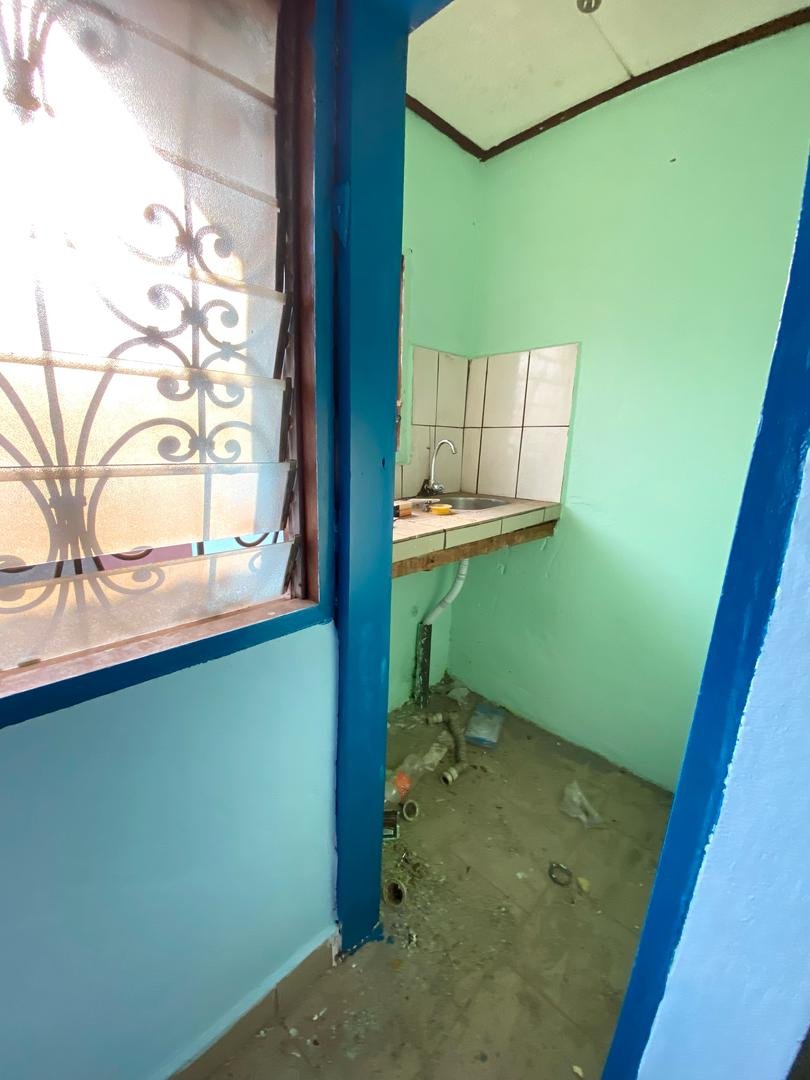 studio à louer, Tongolo, Yaoundé  