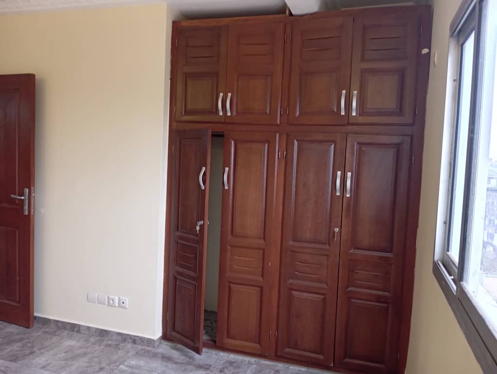 Appartement à louer, Omnisport, Yaoundé 