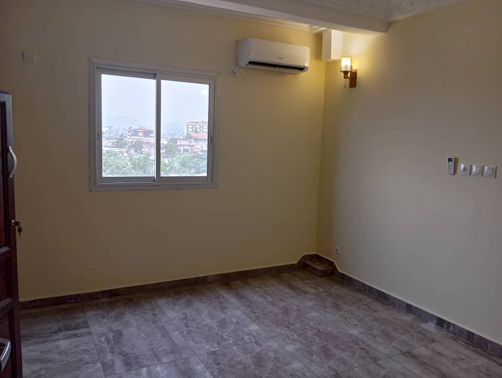 Appartement à louer, Omnisport, Yaoundé 