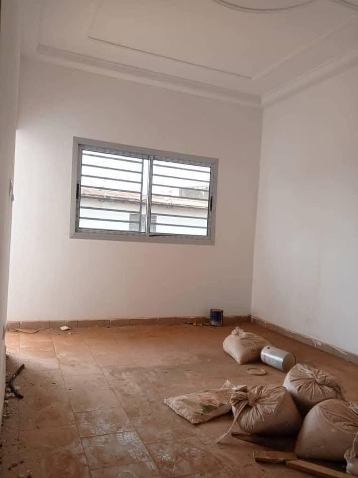 Studio à louer, Manguier, Yaoundé 