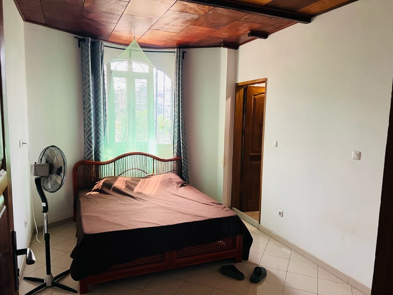 Appartement à louer, Bastos, Yaoundé 