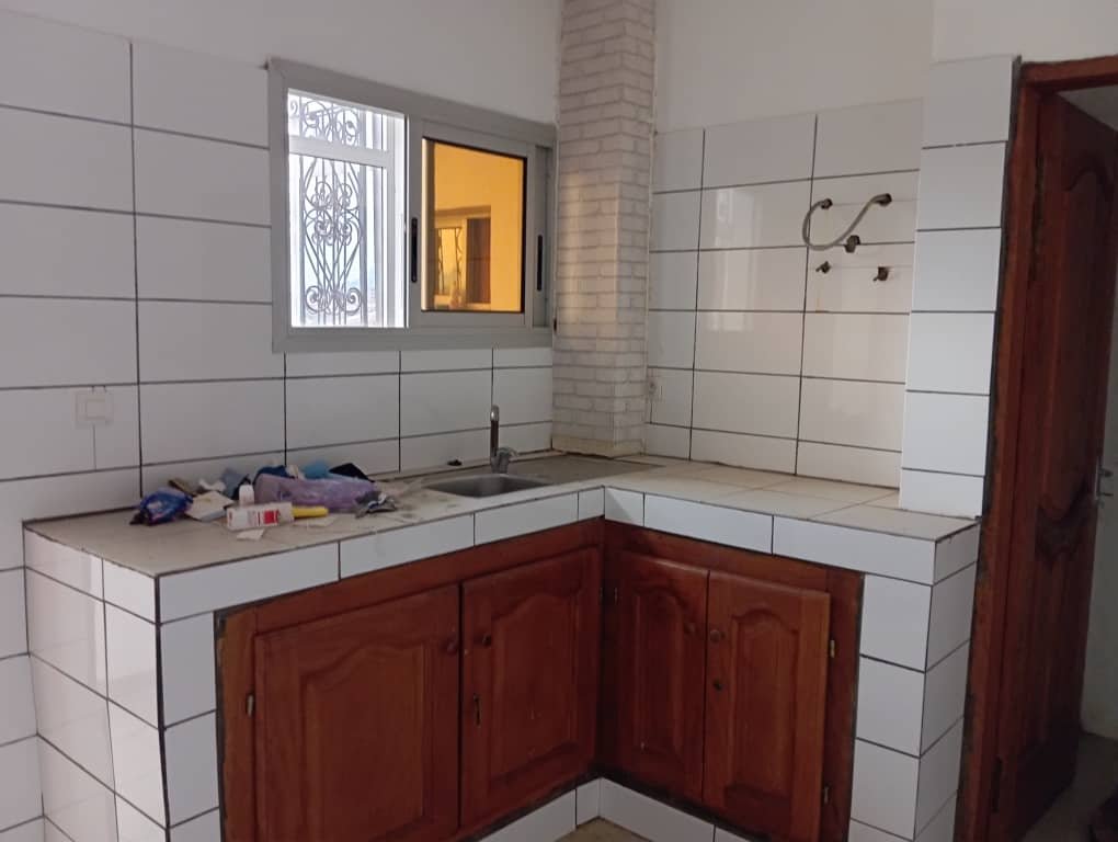 Appartement à louer, Santa Barbara, Yaoundé  