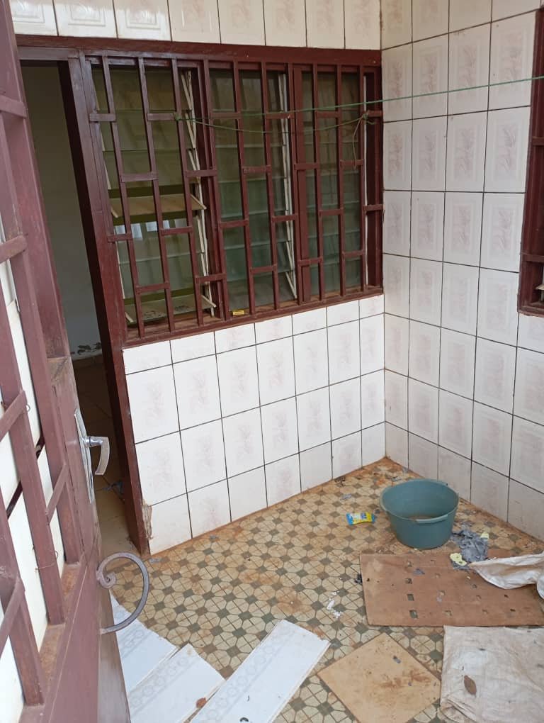 Studio à louer, Biteng, Yaoundé 