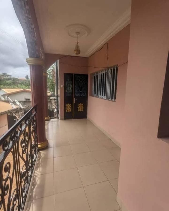 Studio moderne à louer, Mendong, Yaoundé 