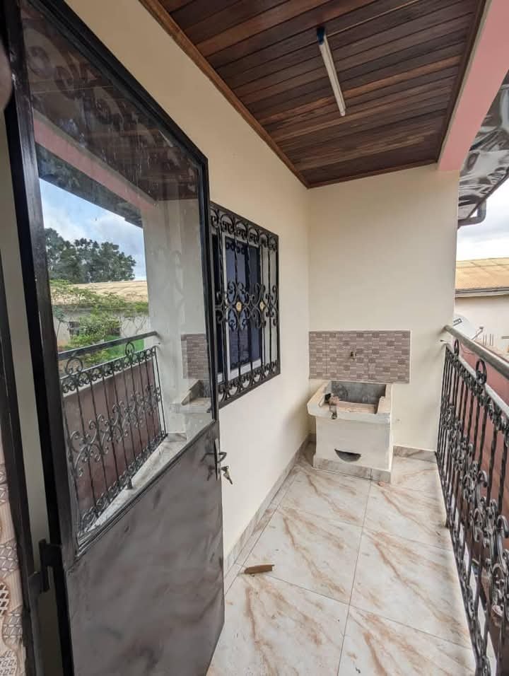 Appartement à louer, Santa Barbara, Yaoundé 