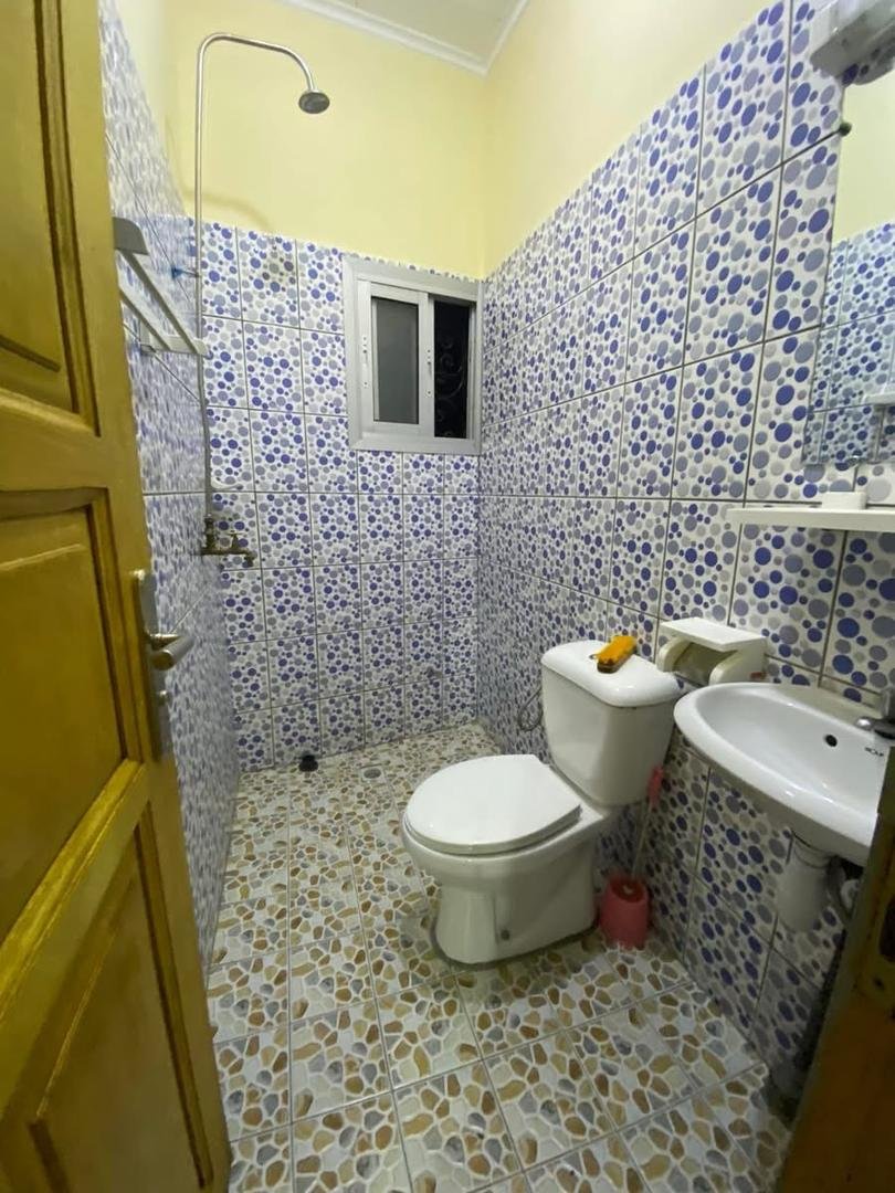 Studio moderne à louer, Efoulan, Yaoundé 