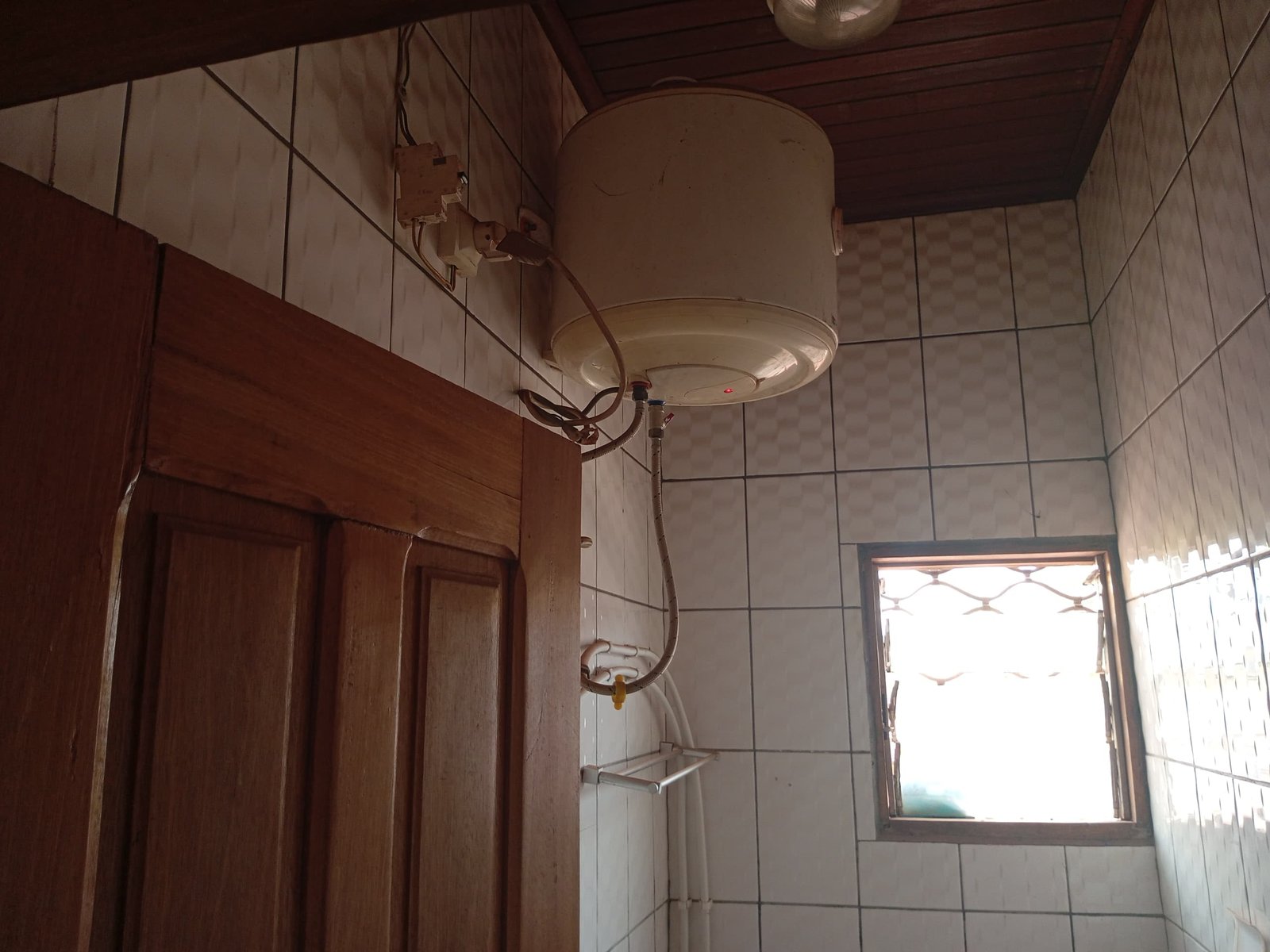 Superbe Appartement de 2 Chambres à Louer à Essomba, Yaoundé 