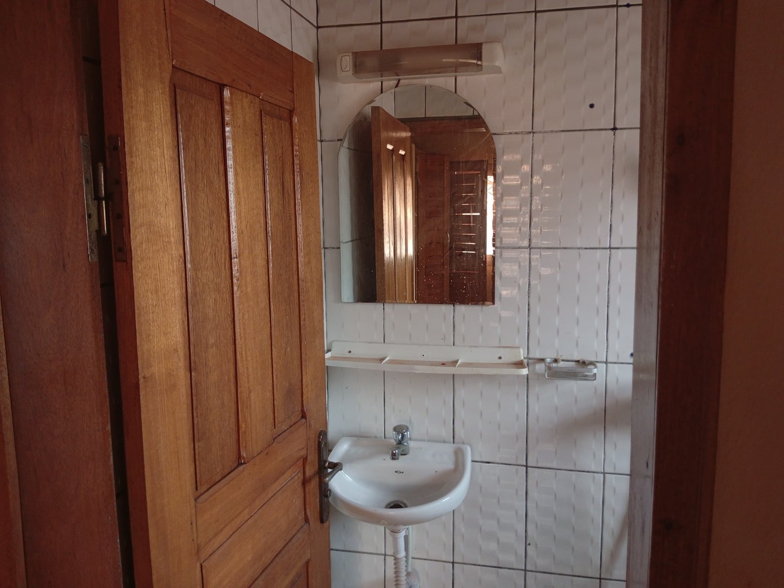 Superbe Appartement de 2 Chambres à Louer à Essomba, Yaoundé 