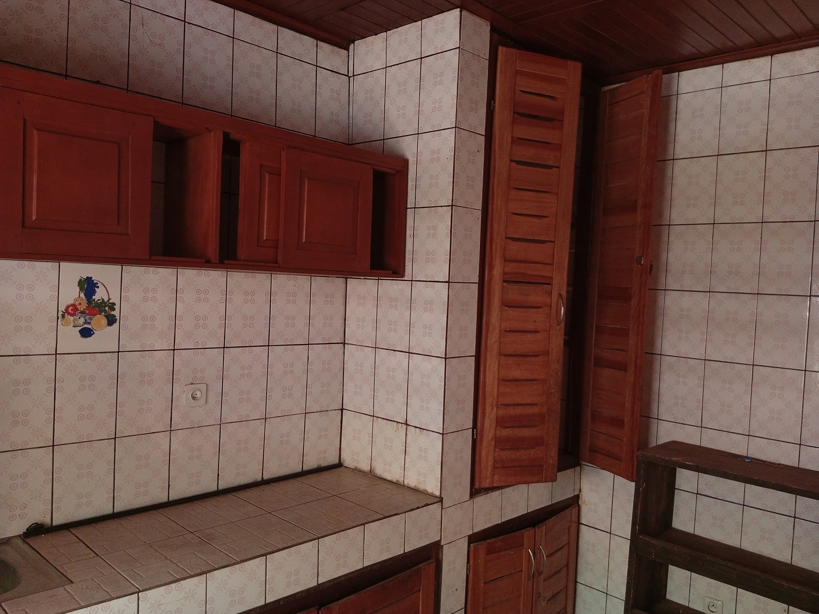 Superbe Appartement de 2 Chambres à Louer à Essomba, Yaoundé 