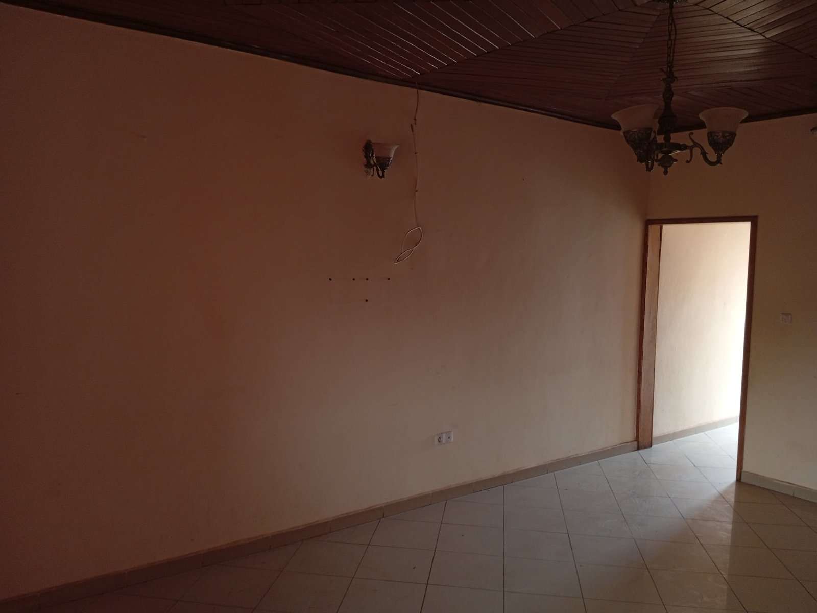 Superbe Appartement de 2 Chambres à Louer à Essomba, Yaoundé 