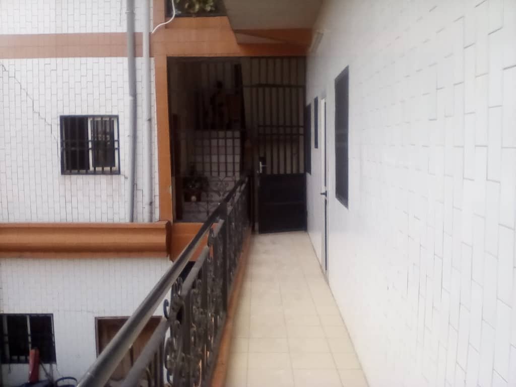 Appartement à louer, Bastos, Yaoundé 