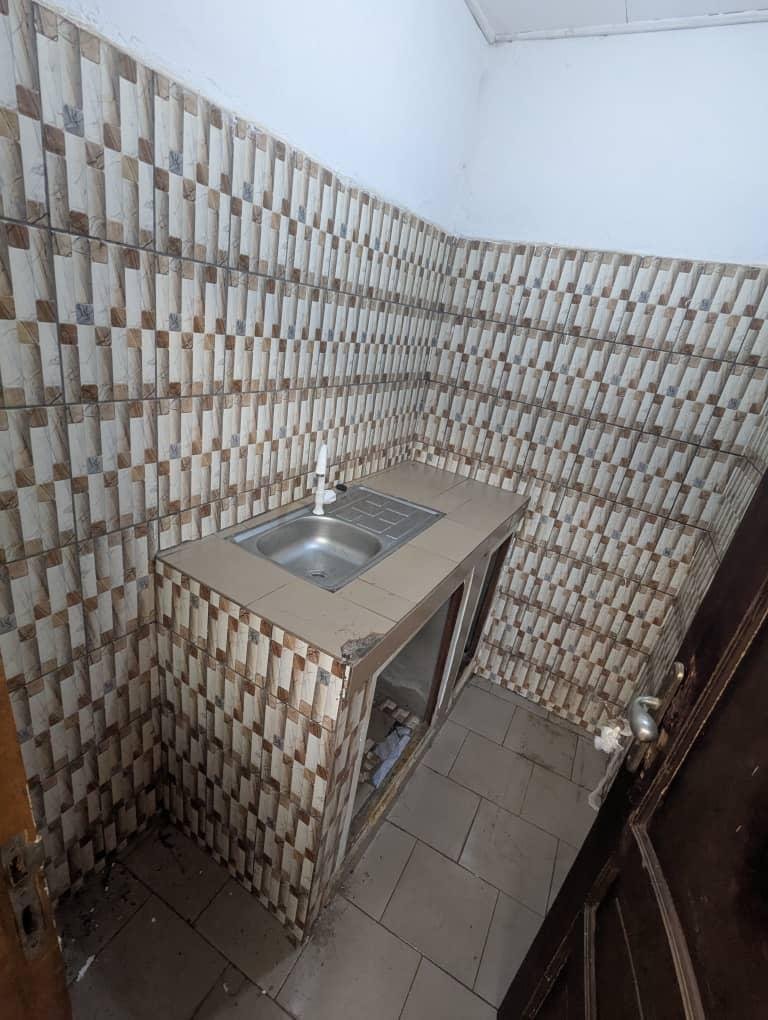 Studio moderne à louer, Etoudi, Yaoundé 