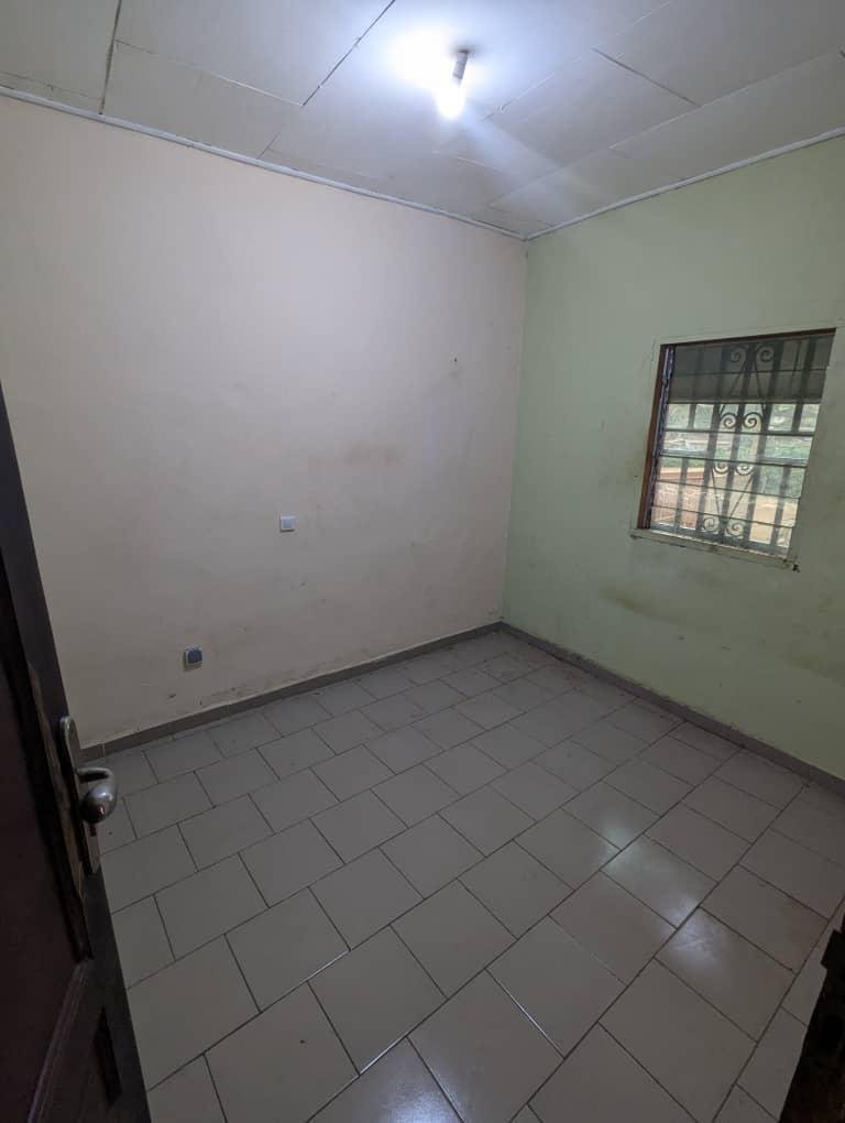 Studio moderne à louer, Etoudi, Yaoundé 