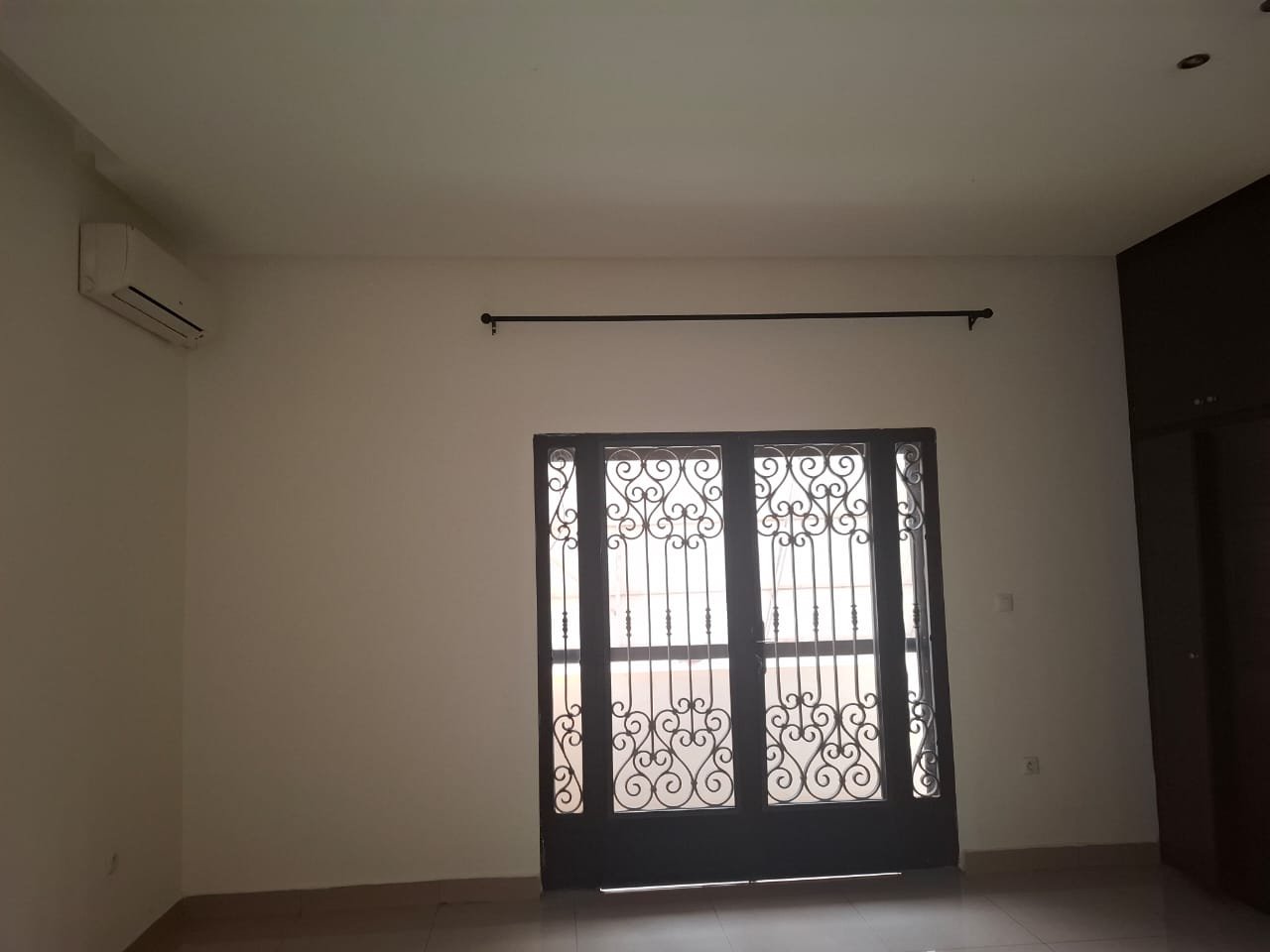 Duplex à louer, Golf, Yaoundé 