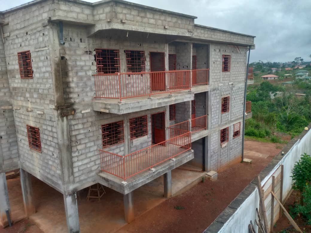 Immeuble à vendre, Monti, Yaoundé 