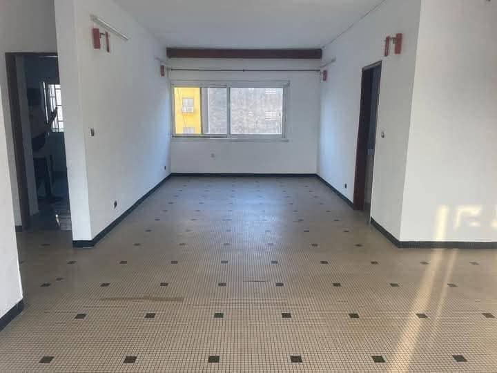 Appartement à louer, Bonapriso, Douala