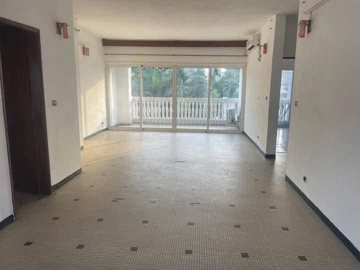 Appartement à louer, Bonapriso, Douala