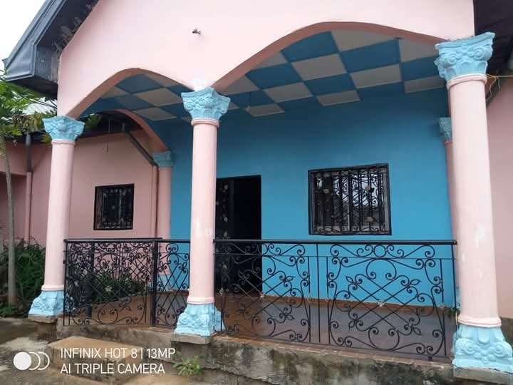 Villa à Vendre, Awae escalier, Yaoundé