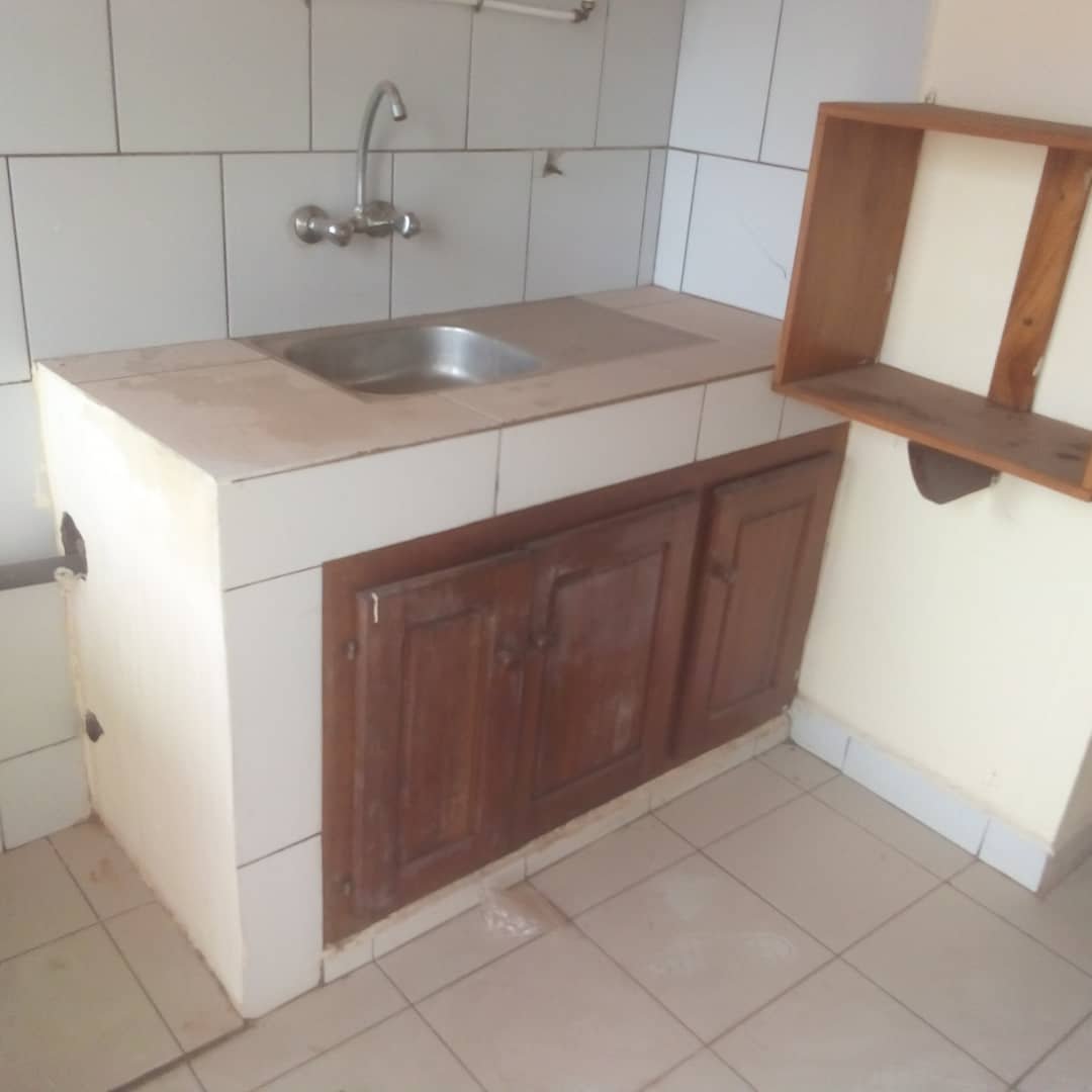 Appartement à louer à nkol-eton, Yaoundé 