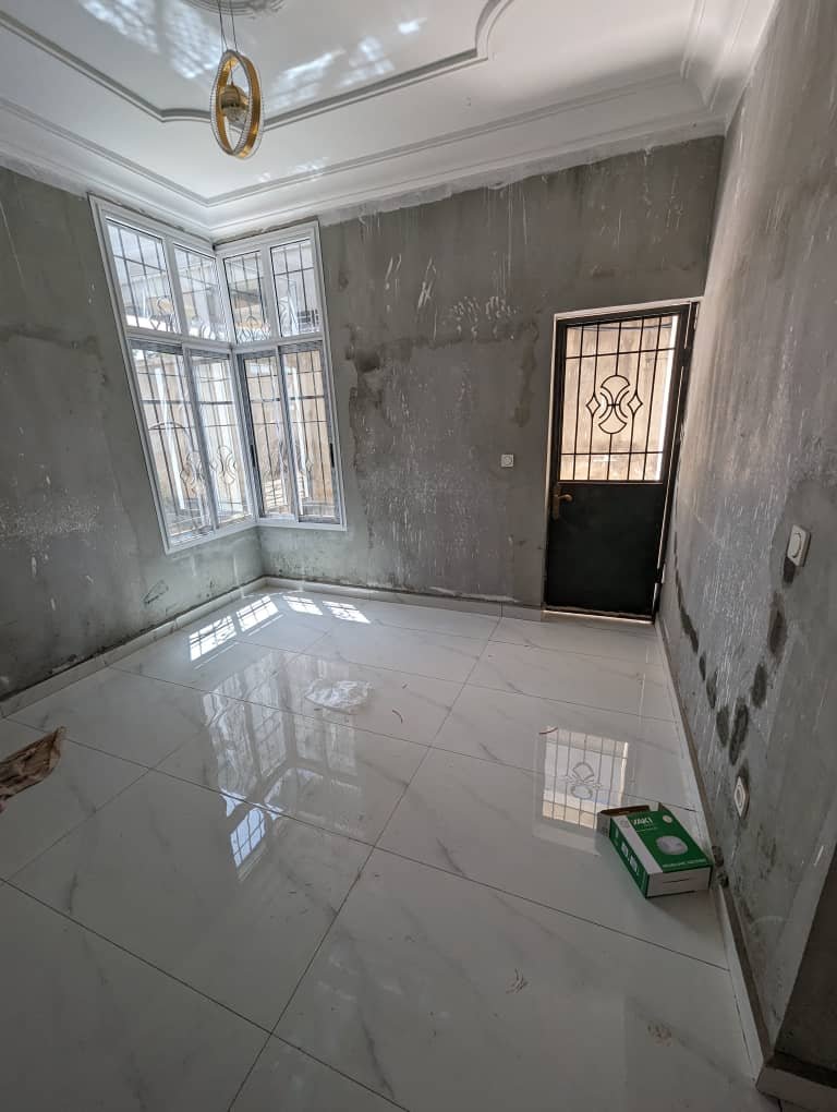 Duplex à vendre, Odza, Yaoundé 