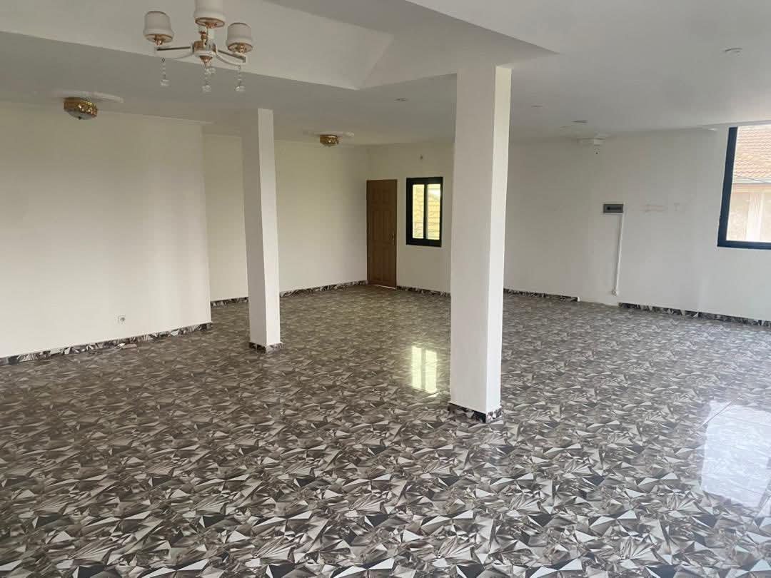 Immeuble à vendre, Makepe, Douala 