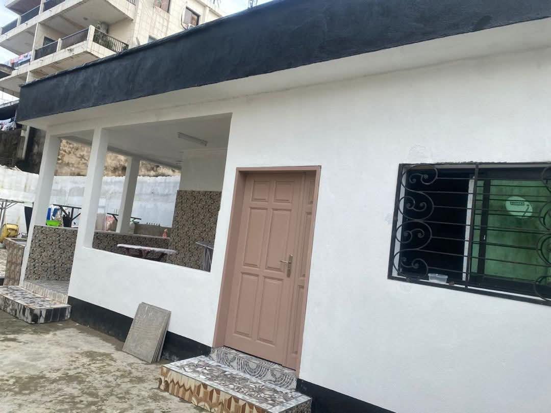 Immeuble à vendre, Makepe, Douala 