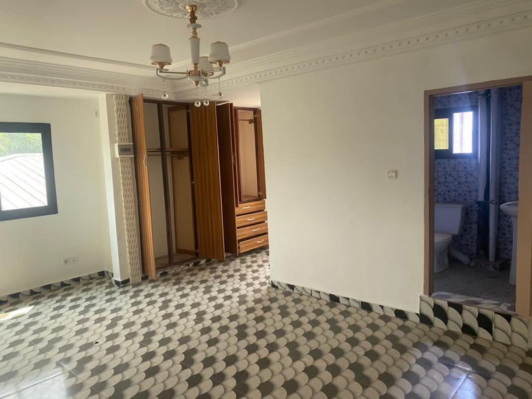 Immeuble à vendre, Makepe, Douala 