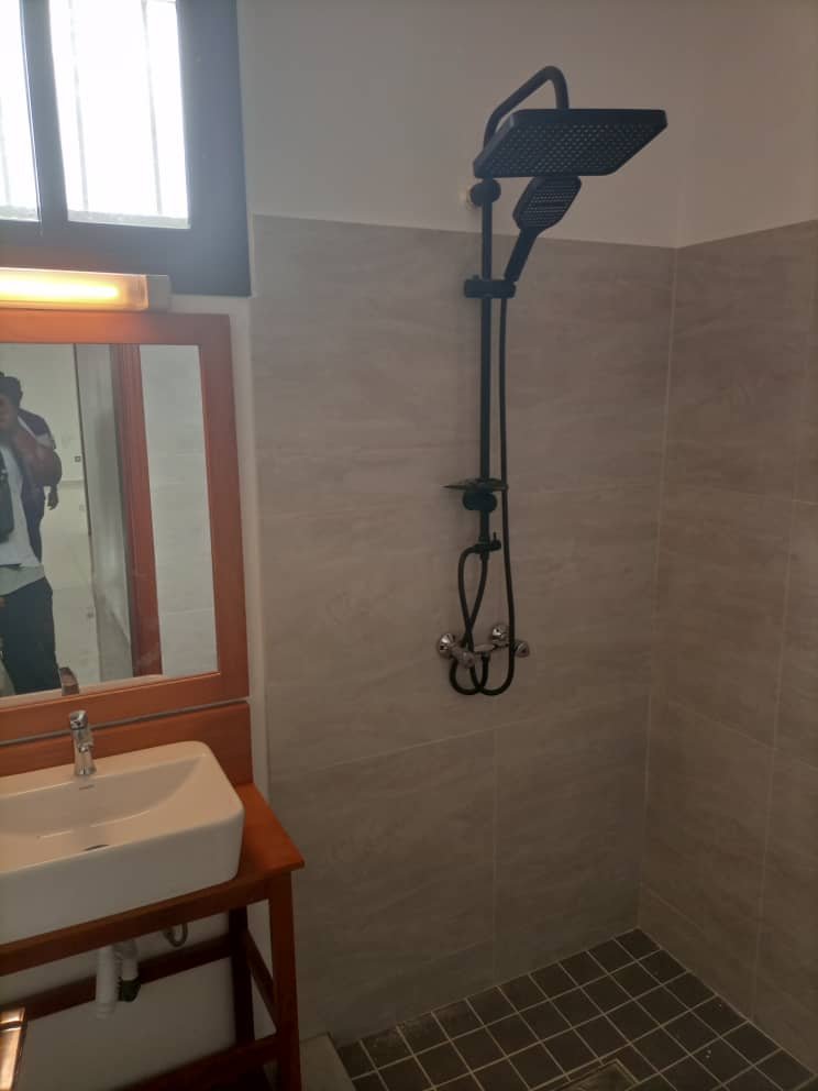 Duplex à vendre, cité Chirac, Douala 