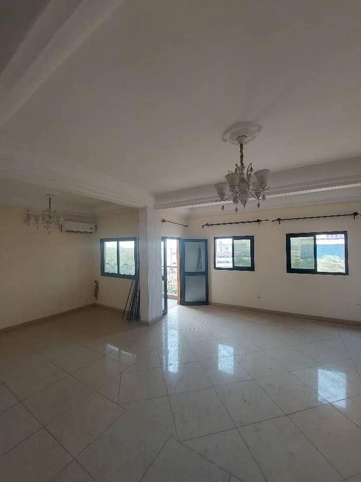 Villa à Louer, Bonapriso, Douala 