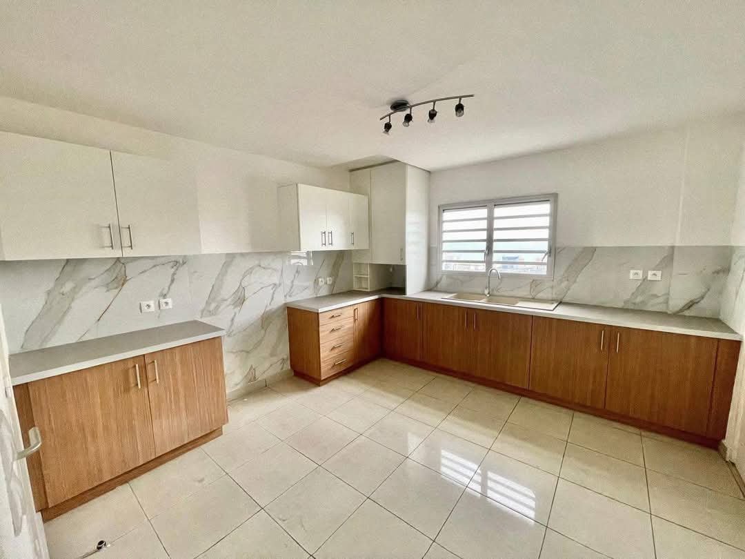 Appartement à louer, Akwa, Douala 