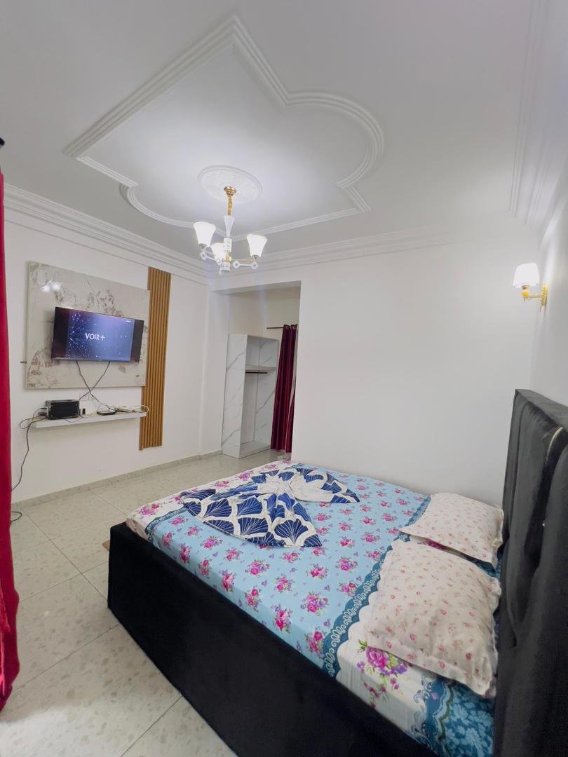 Chambre meublée à louer, Ndogbong, Douala 