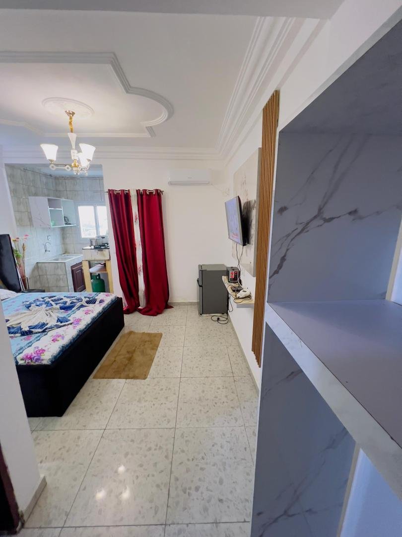 Chambre meublée à louer, Ndogbong, Douala 