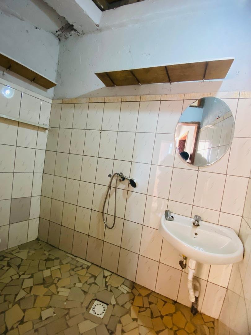Studio moderne à louer, Odza, Yaoundé 
