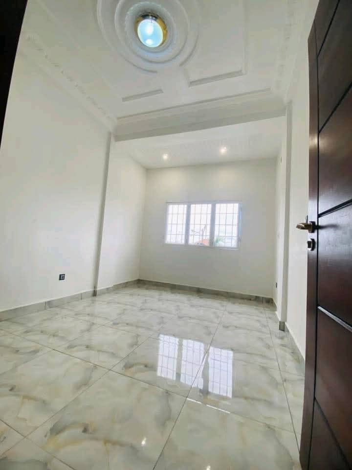 Studio à louer, Damas, Yaoundé 