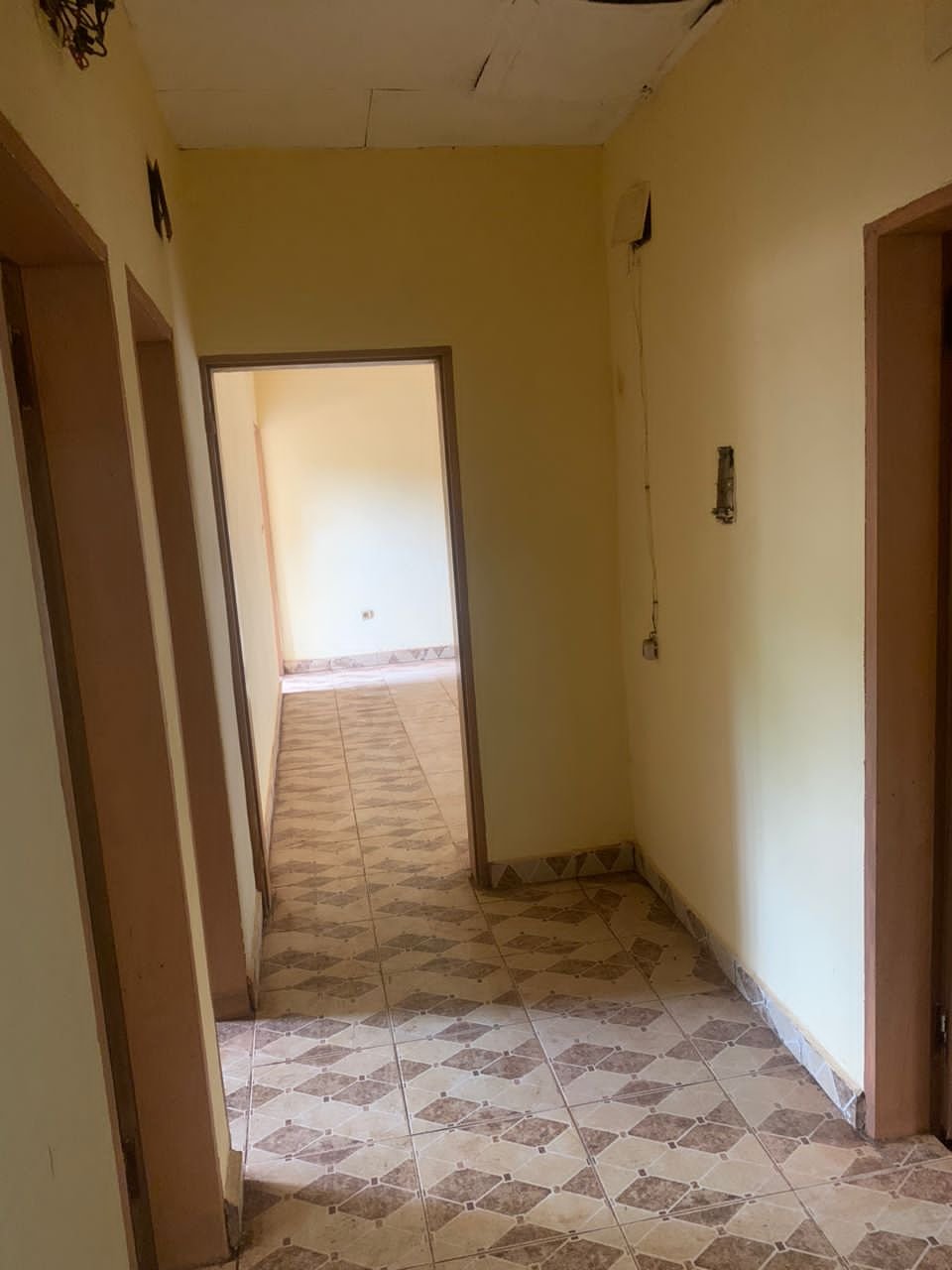 Maison à vendre, Nkozoa, Yaoundé 